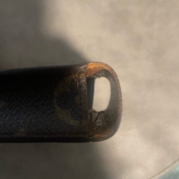 Louis Vuitton Cigarette Holder - Picture 9 of 12